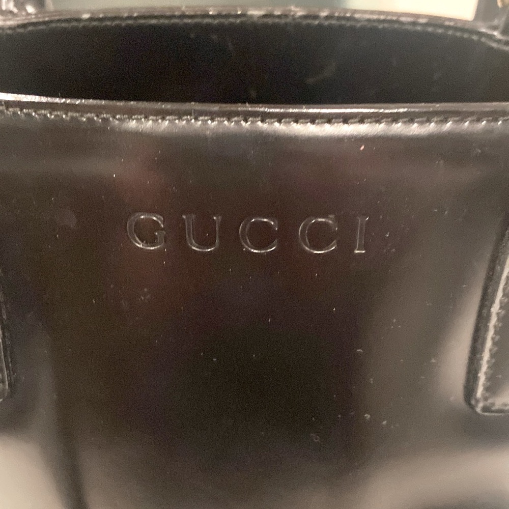 AUTHENTIC GUCCI LEATHER BAG WITH SLUNG STRAP